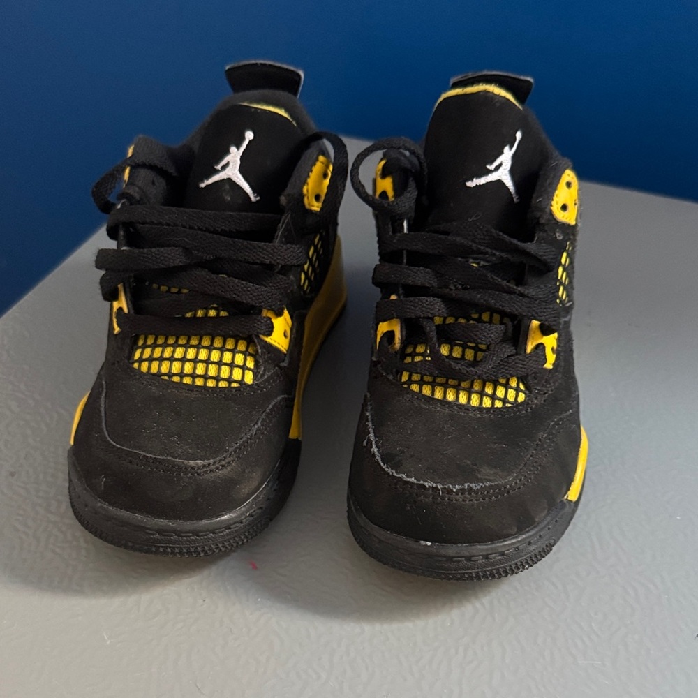 Jordan Kids Black and Yellow Sneakers